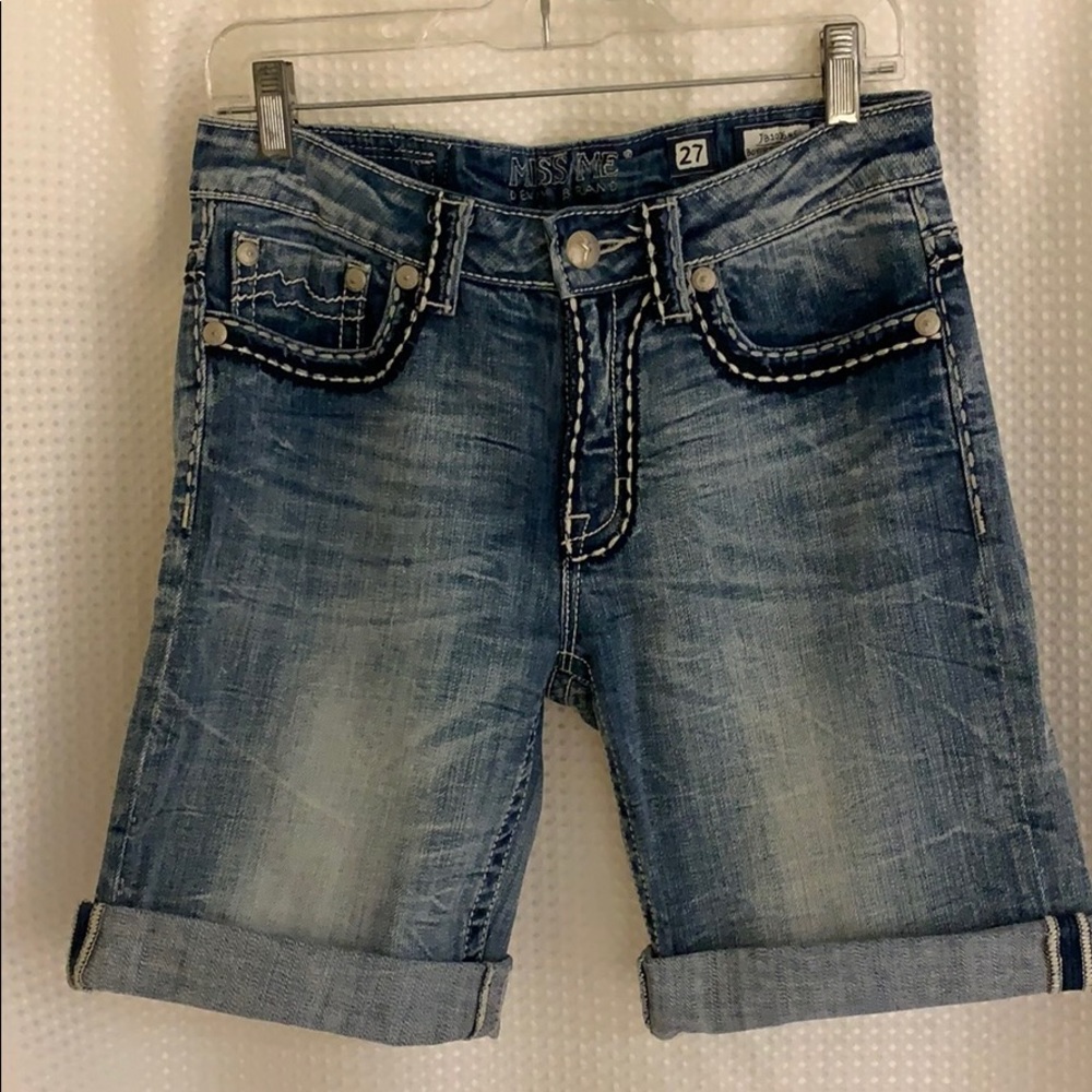 Boyfriend jean shorts